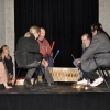 dsc0246 Frauen und Männer beim Singen und an der Trommel mit Dennis Banks